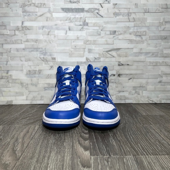 Nike Dunk High Kentucky 2021 - Picture 4 of 11